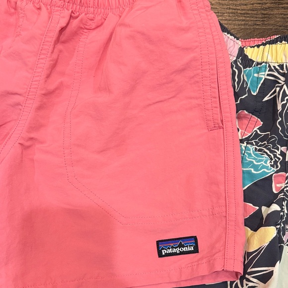 Patagonia Kids Lined Baggies 2 pair - Picture 2 of 10